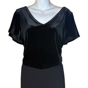 White House Black Market Velvet Top Short Sleeve Jumpsuit Size 12